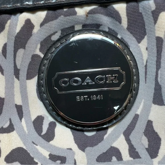 Coach Animal Print Tote - Cream & Gray - Picture 4 of 16